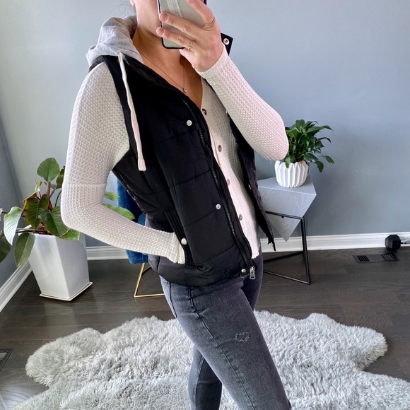 ◾️LEO Quilted Puffer Vest Black - Picture 5 of 7